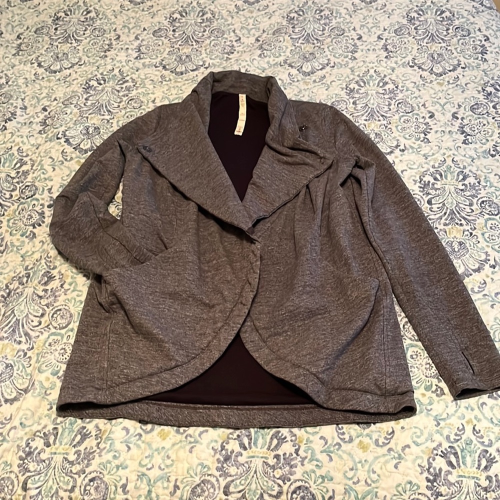 LULULEMON WOMENS ACTIVE SWEATER